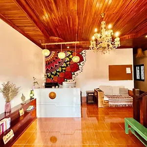 La Casa Laos